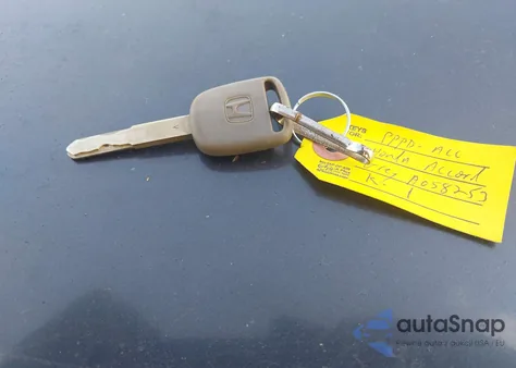 2005 Honda Accord 3.0 Lx from USA, damaged, VIN 1HGCM66365A058252